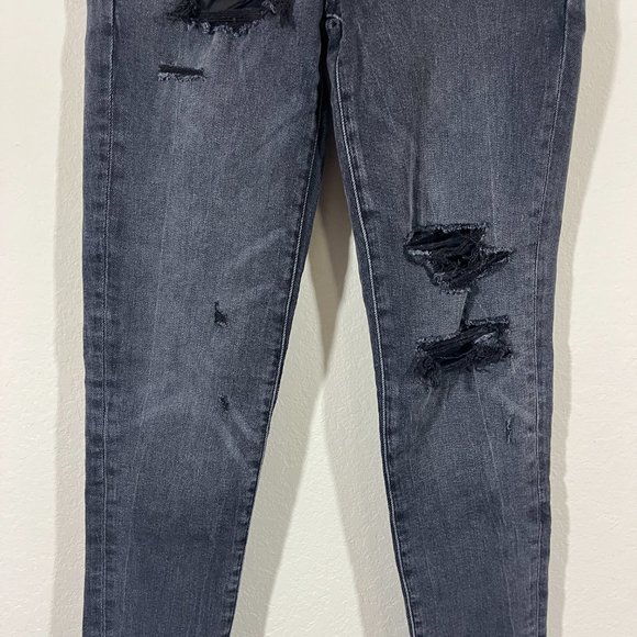NWOT American Eagle Women's High Rise Distressed Black Jeans Size 6 - Picture 3 of 12